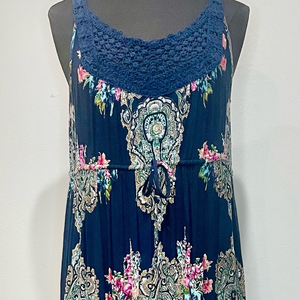 Floral Print Women's Dress with Lace Detail